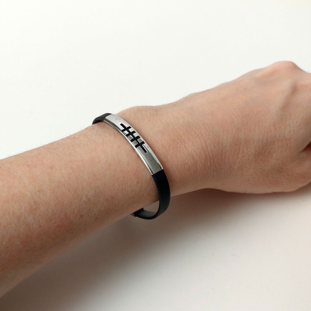 Unisex Modern Minimalist Silver-Plated Rubber Bracelet with Rune Style Engraving